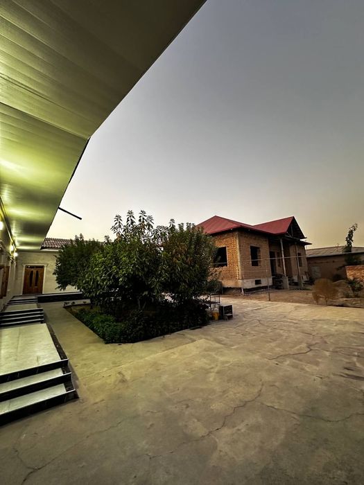 Бектемир, Самонбозор — 10 сотих, 2 та участка, 5 хонали уй

Бектемир,