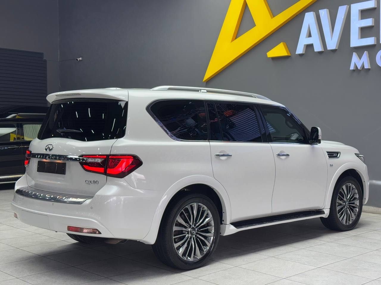 Продается Infinity QX80