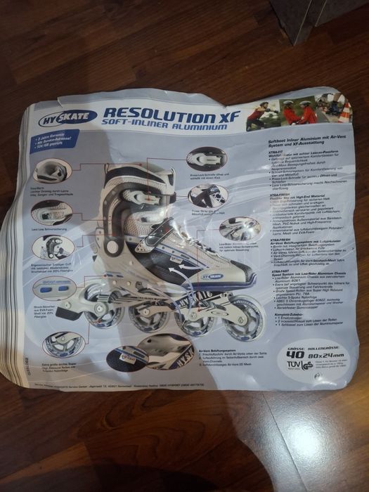 Vând role noi Hy Skate