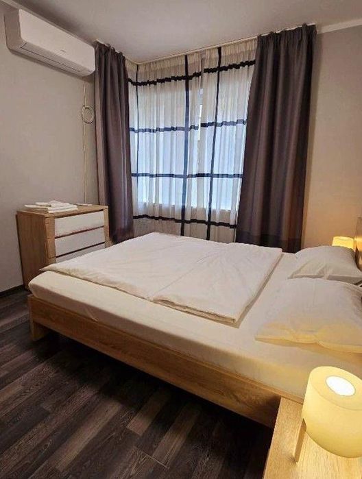 Тристаен апартамент под наем в центъра на София, 2213259