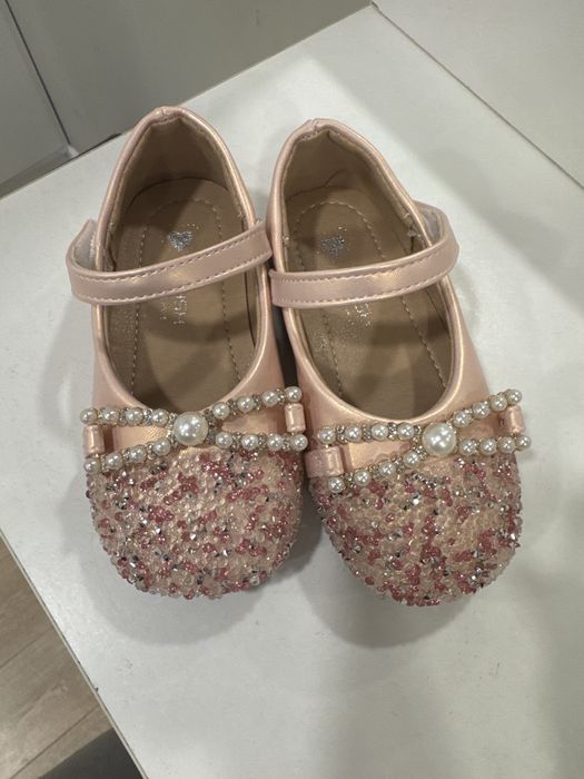 Туфли для девочки