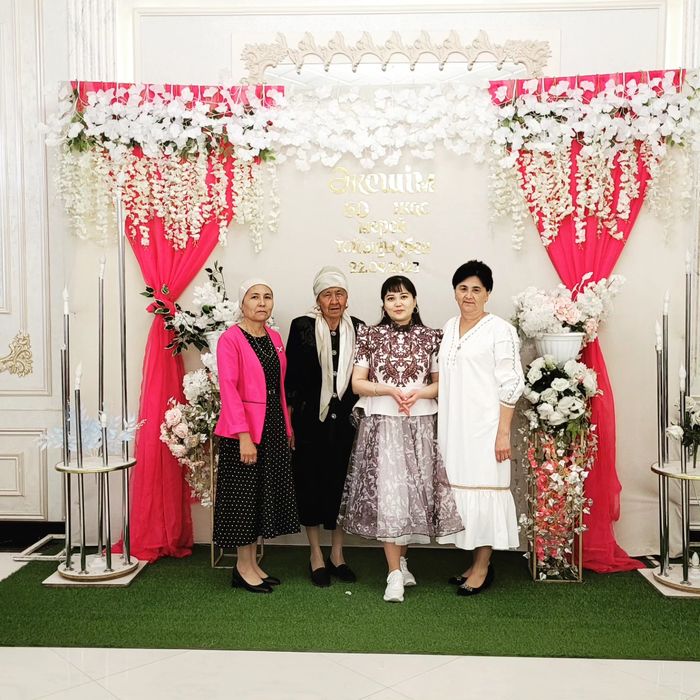 Красивое платье новое