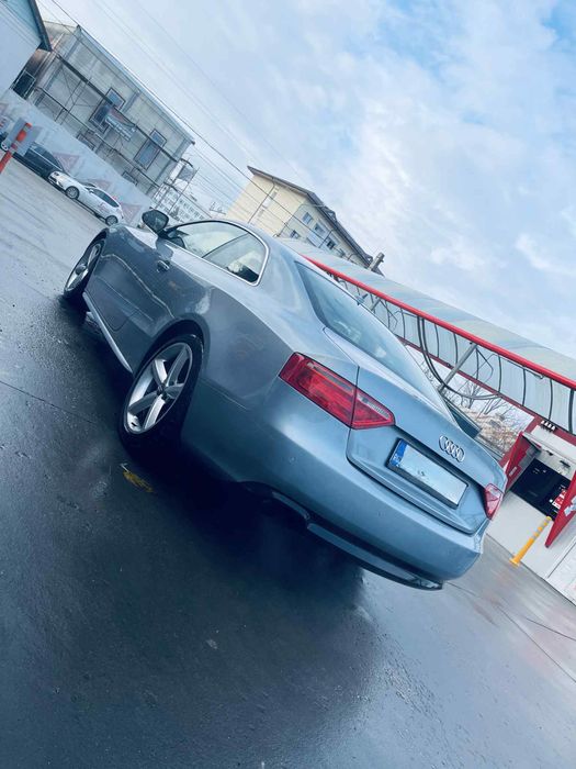 Audi -A5 -Coupe-S/line