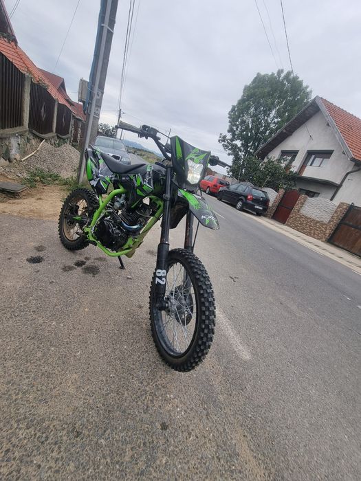 Vând sau schimb KXD  150   4T