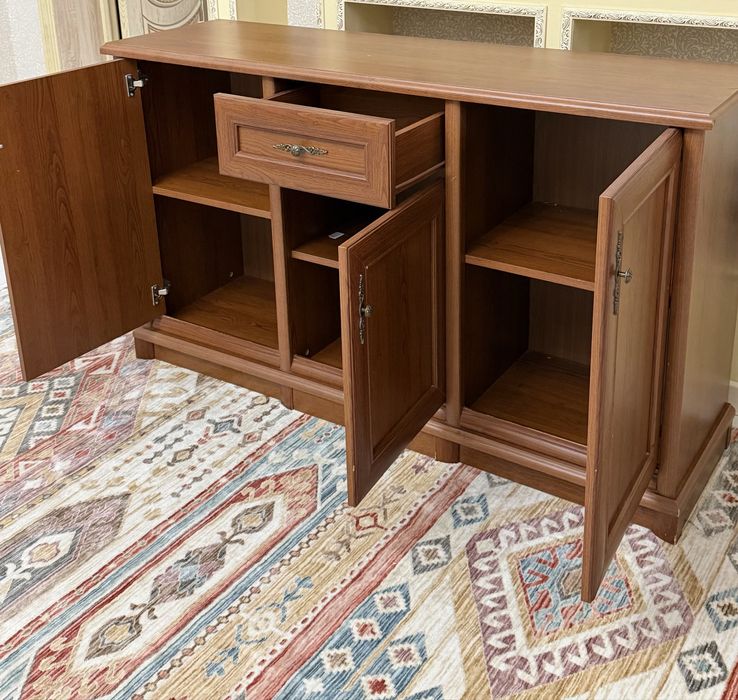 Комод из натурального дерева