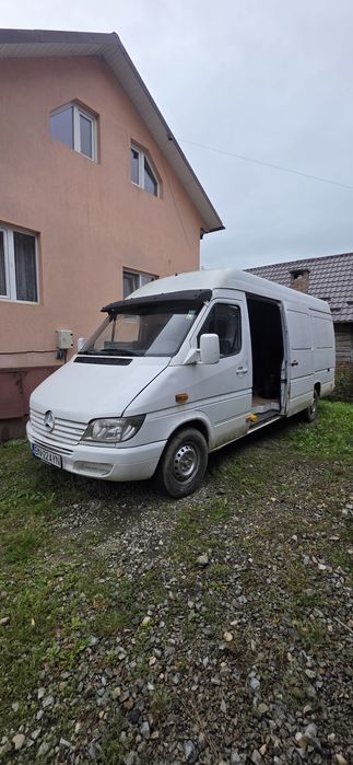 Mercedes sprinter