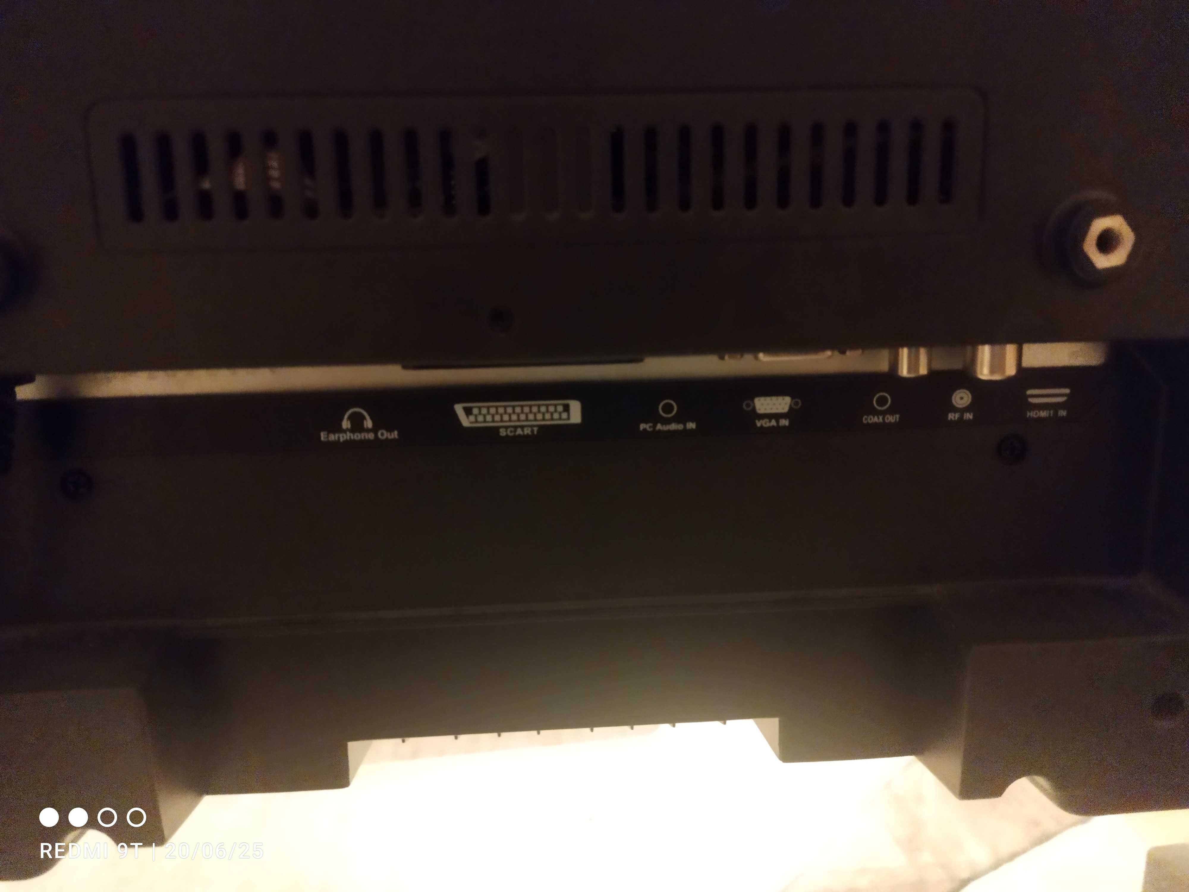 LED Телевизор Crown 32" неработещ дисплей