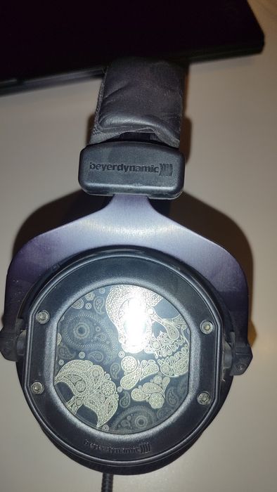 Наушники проводные Beyerdynamic Custom Studio в хорошем состоянии