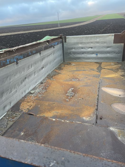 Vand remorca de 13 t