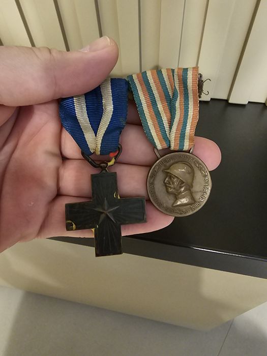 Lot medalii Feanta, Italia, Romania