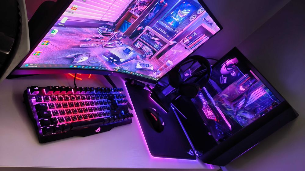 Настолен компютър ASUS ROG i5-11600K/32GB/RTX 3070 +МОНИТОР
