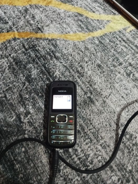 Нокиа простушка,для связи