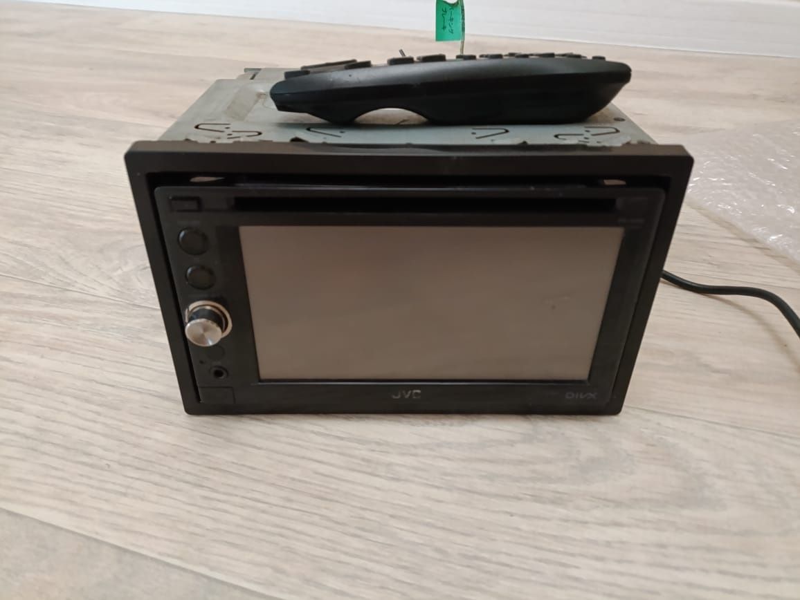 Продам автомагнитолу JVC