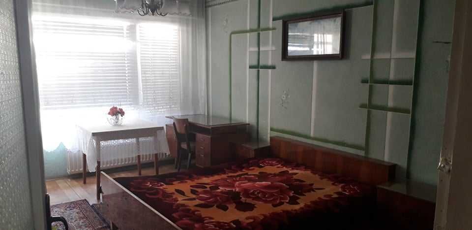 Дава се под наем Двустаен апартамент в Бургас, Славейков - 62 кв.м за 229.5 € - Снимка #1