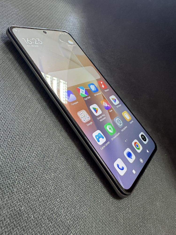 Xiaomi 12T 5G 8/128gb в отлично състояние