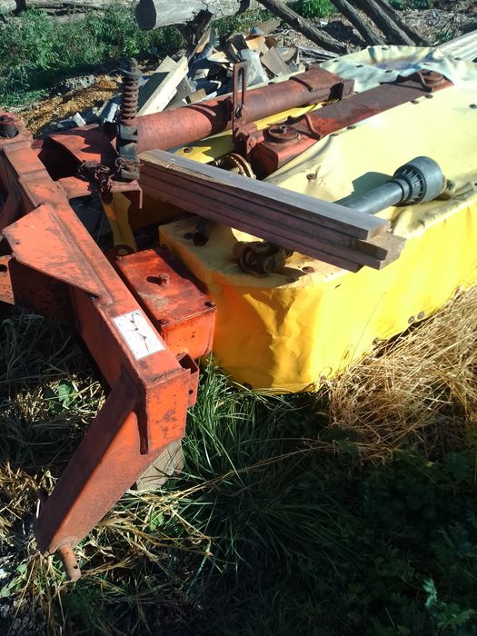 Vând utilaje agricole