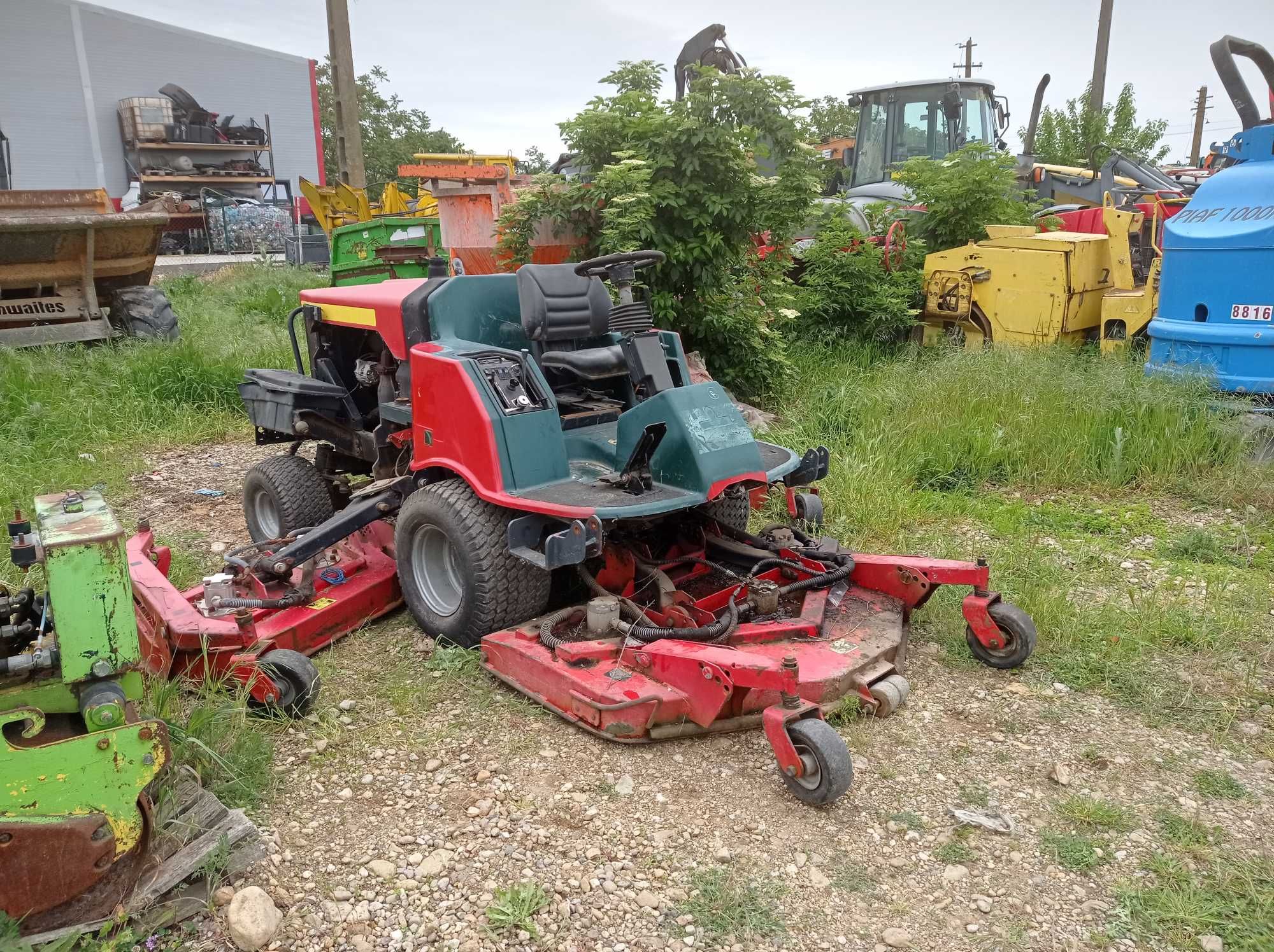 Tractoras tuns iarba Hayter R314 motor Kubota