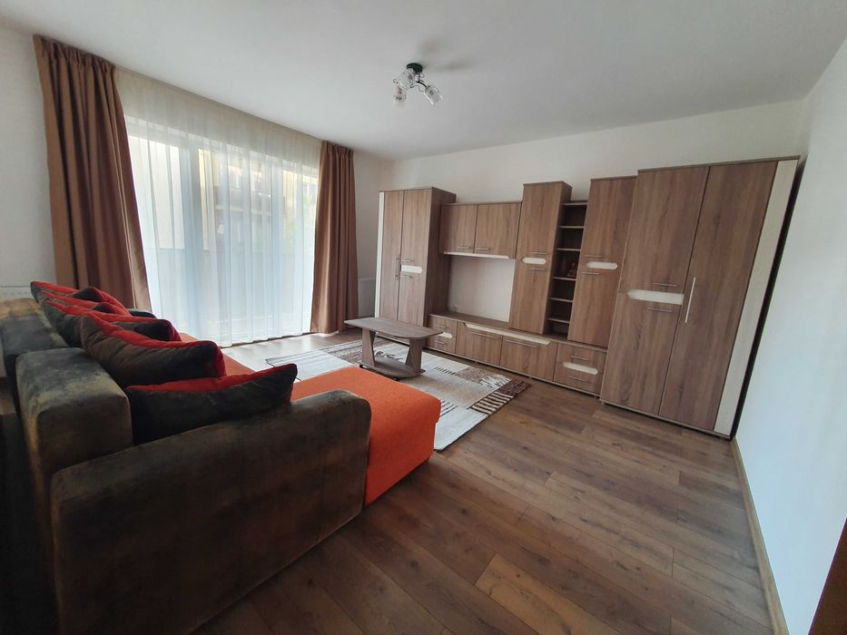 Inchiriez apartament 1 camera termen lung