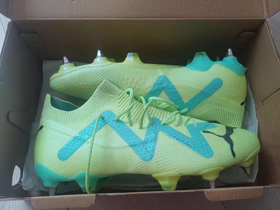Vând ghete de fotbal Puma Ultimate Future 6 MxSG