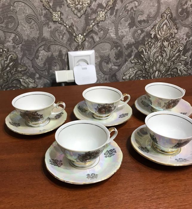 Кофейные пары Мадонна.Перламутр.ГДР.Цена:80.000 пара.