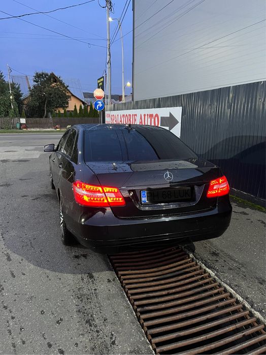 Vand Mercedes-Benz E 220