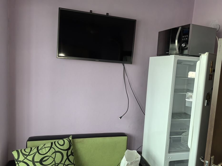 Давам в ТОП Центъра тристаен апартамент под наем в Свиленград България