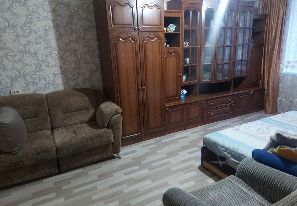 В районе байзакова 1к. КВ