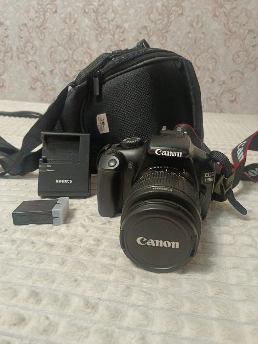 Продам Canon EOS 1100D