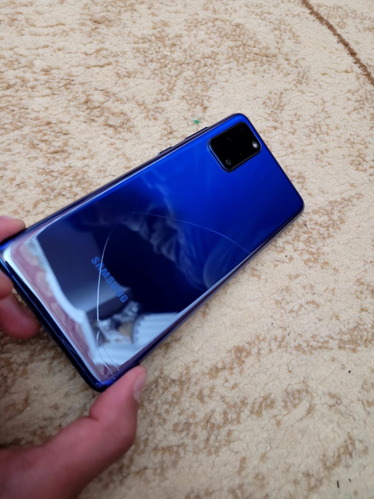 Samsung Galaxy S20 plus