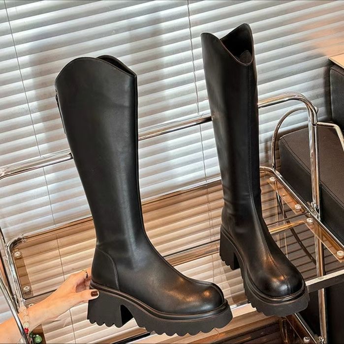 Продам демисезонные сапоги 38р