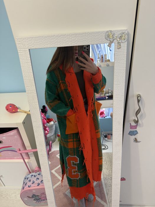 Дамска екстравагантна жилетка