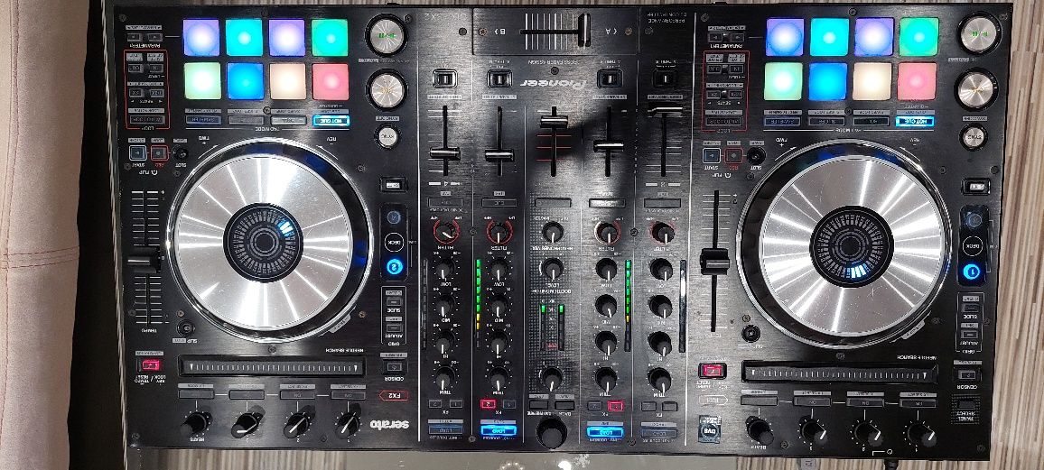 Pioneer DDJ-sx2 -dj конзола