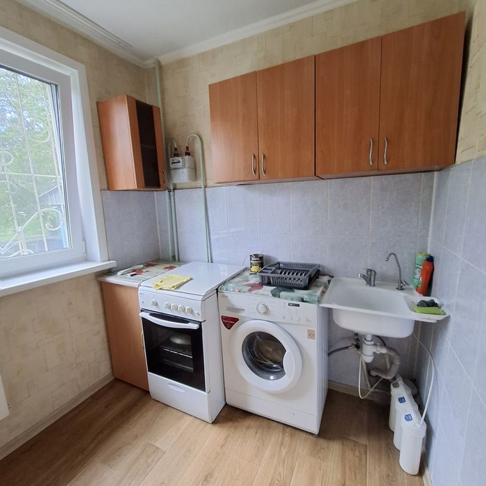 Продам 3хком квартиру район Голубого рынка.