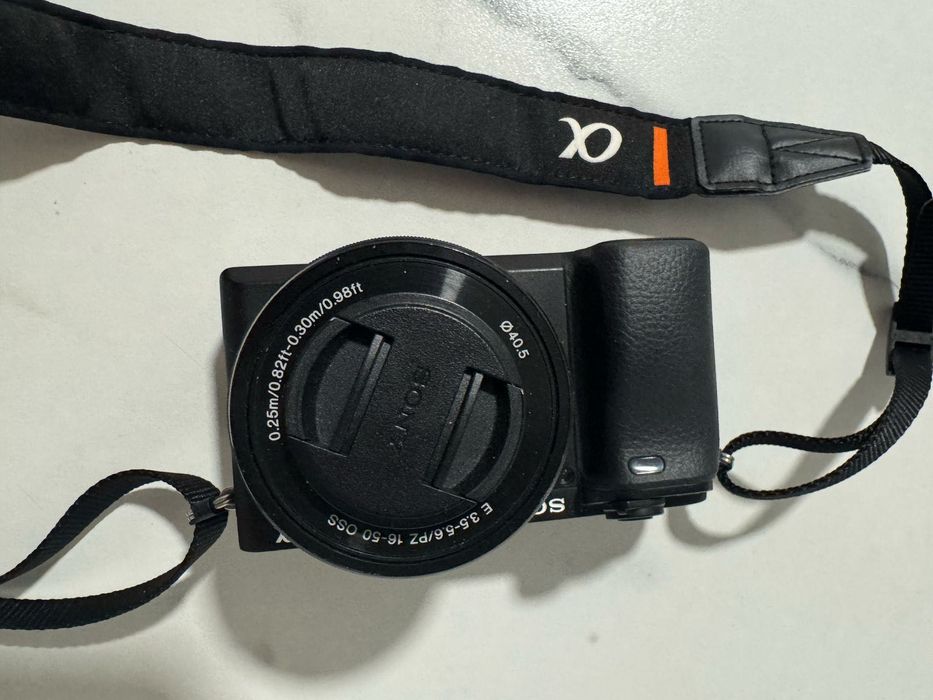 Sony Alpha ILCE-6400