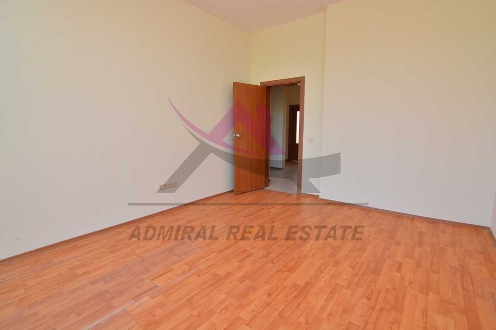 Продава се Тристаен апартамент в Варна, Левски - 190 кв.м за 1253 €/кв.м - Снимка #7