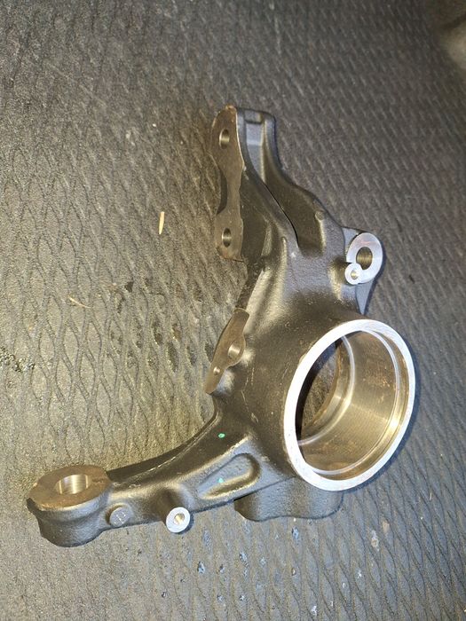 Fuzeta dreapta VW T6