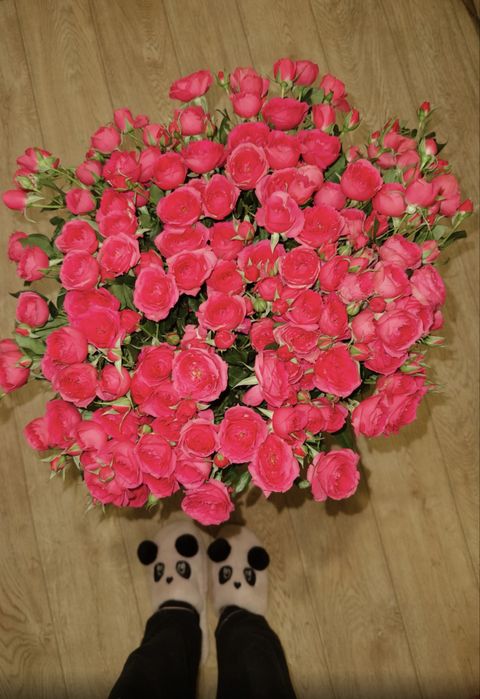 Кустовые розы сатылады