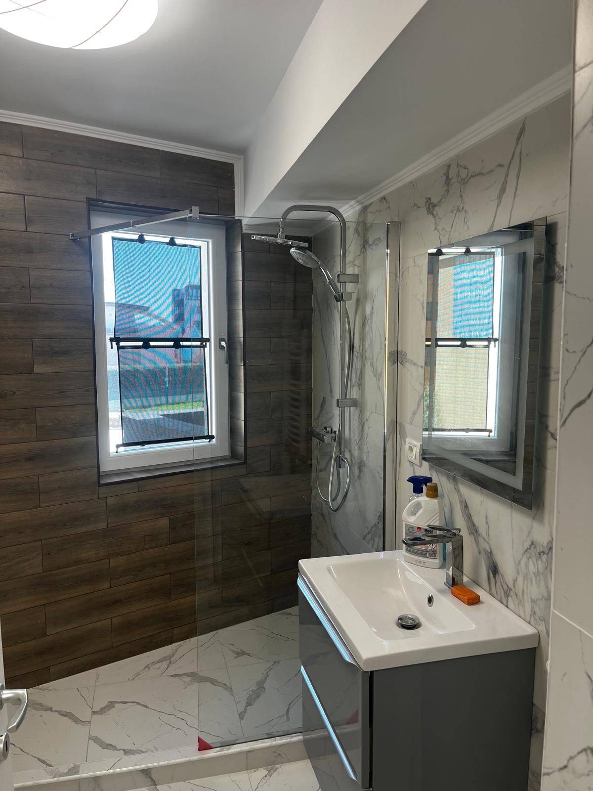 Apartament nou de închiriat/ Palazu Mare