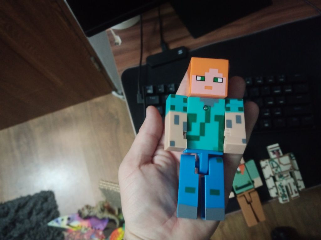 3 figurine Minicraft