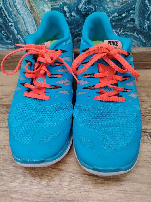 Adidași Nike free 5.0