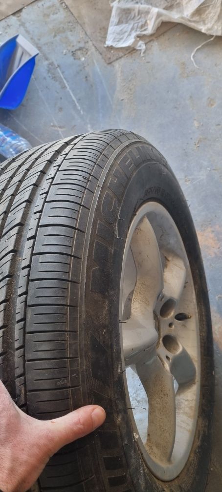 Джанта с гума BMW X5