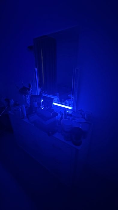 Dormitor complet pat noptiere oglinda dulap gama de lux cu led