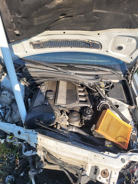 Vând 320ci e46 avariat