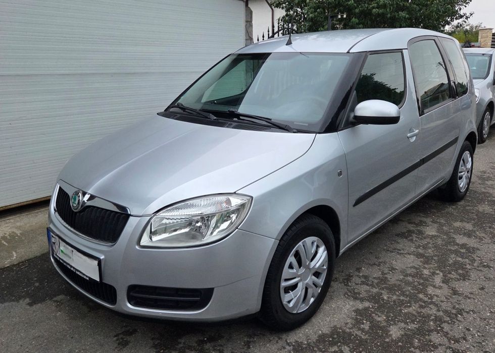 Skoda Roomster 1.4 benzina, an 2009, 5 locuri,spațioasă, foarte utila