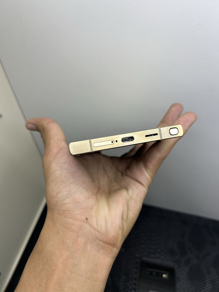Samsung s24 Ultra + 12/256gb