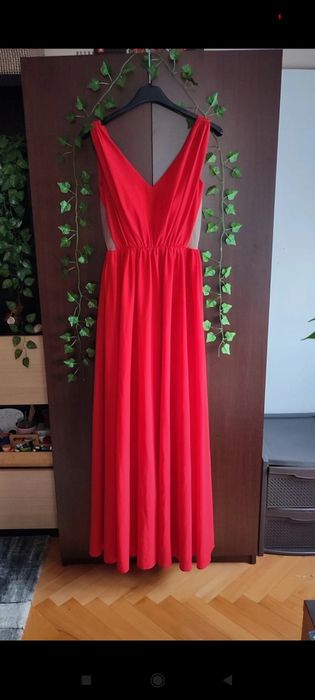 Rochie lunga rosie de ocazie