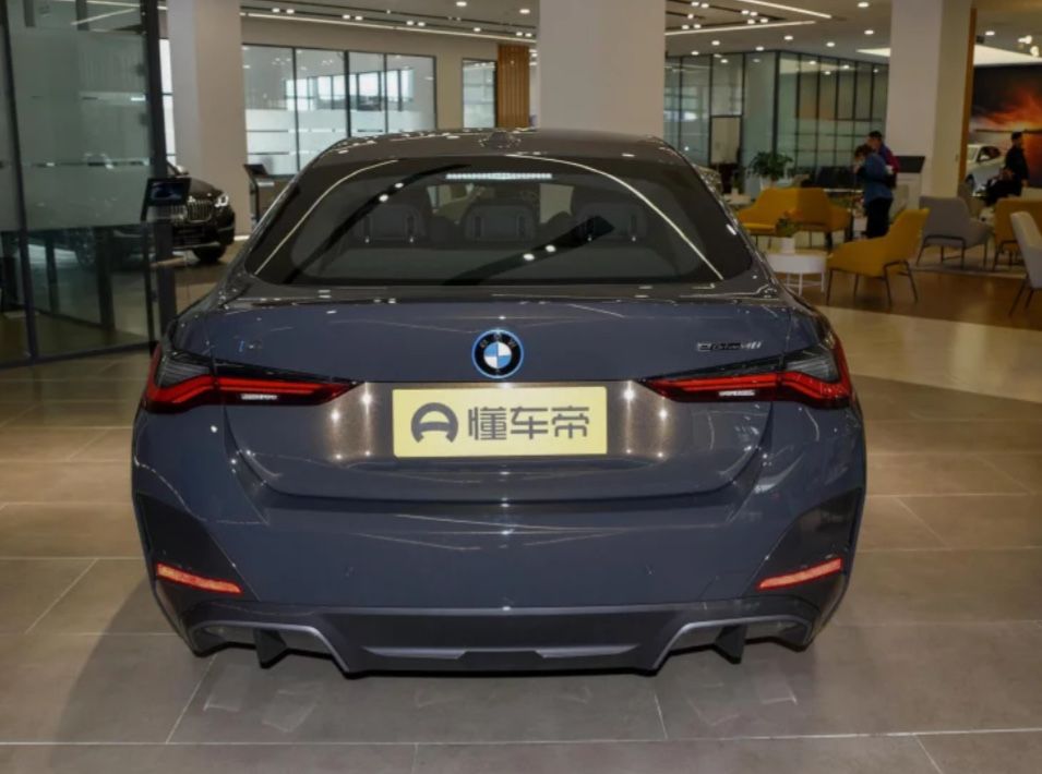 BMW i4 CiP Tashkent