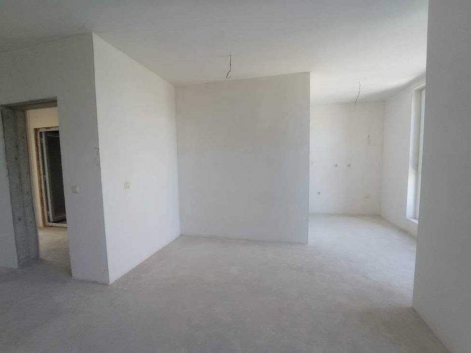 Продава се Магазин в Бургас, Меден рудник - зона А - 300 кв.м за 255 €/кв.м - Снимка #4