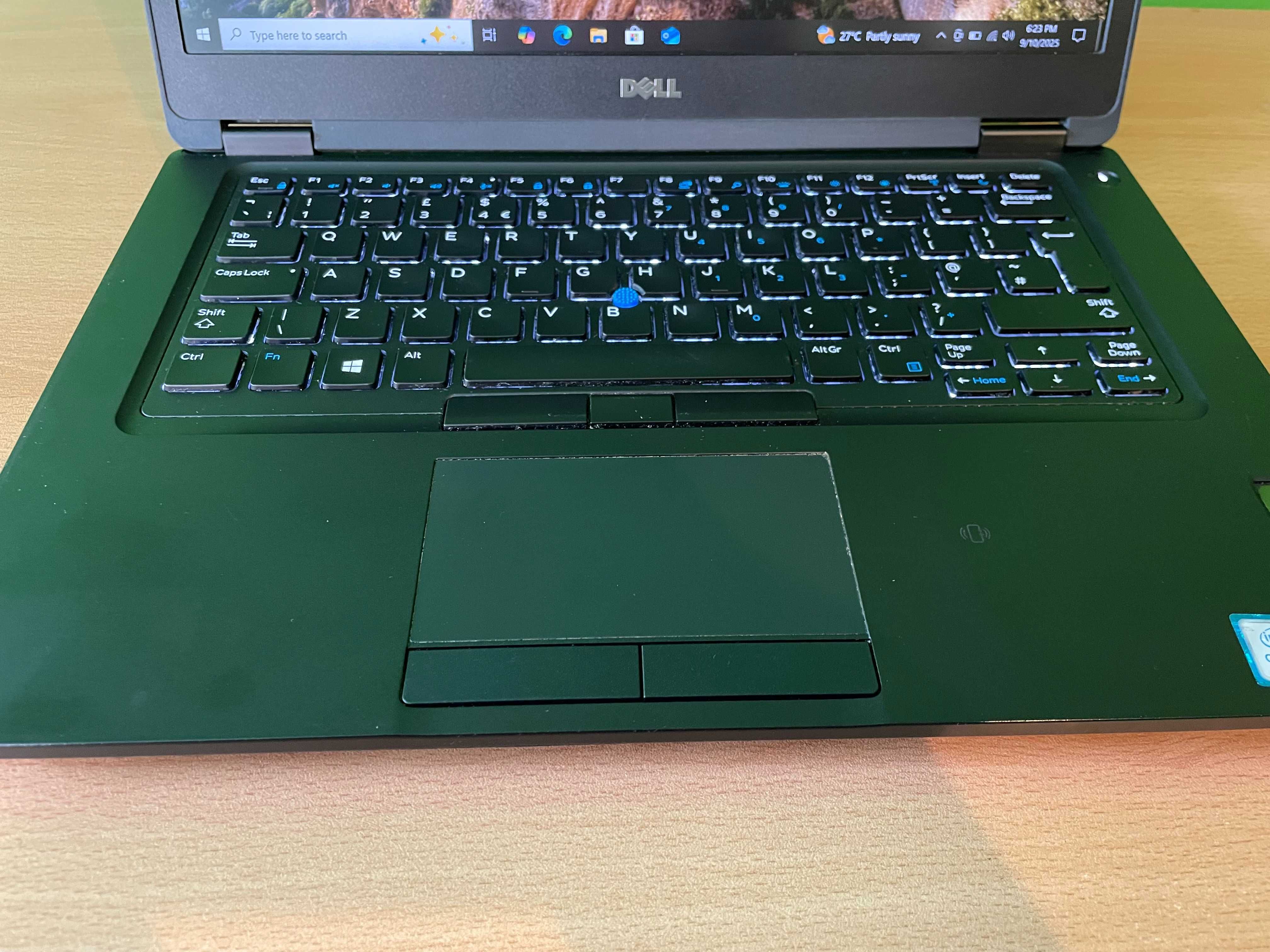 Dell Latitude 5490 - i5-8250u, 12GB RAM, 14''FHD, 128GB NVMe PCie SSD