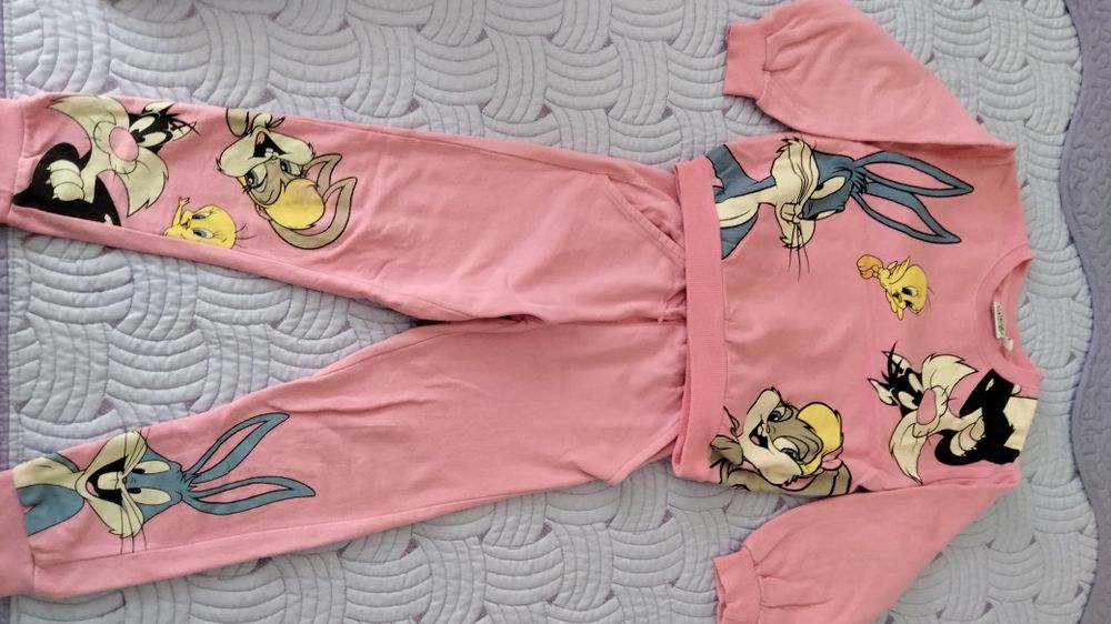 Vând trening fetițe